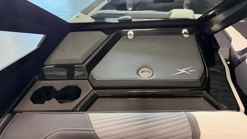 Slide: The Image of Mastercraft X24 2026 - 56