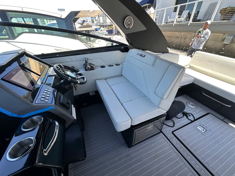 Slide: The Image of Cruisers 34 GLS OB 2023 - 34