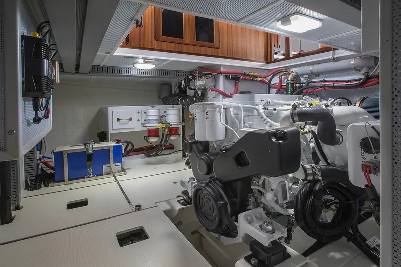 Slide: The Image of Engineroom - 15