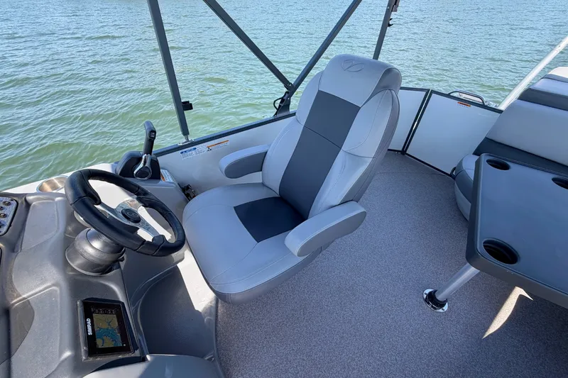Slide: The Image of Veranda VR20L 2019 - 13