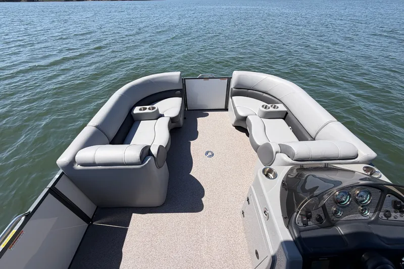 Slide: The Image of Veranda VR20L 2019 - 19
