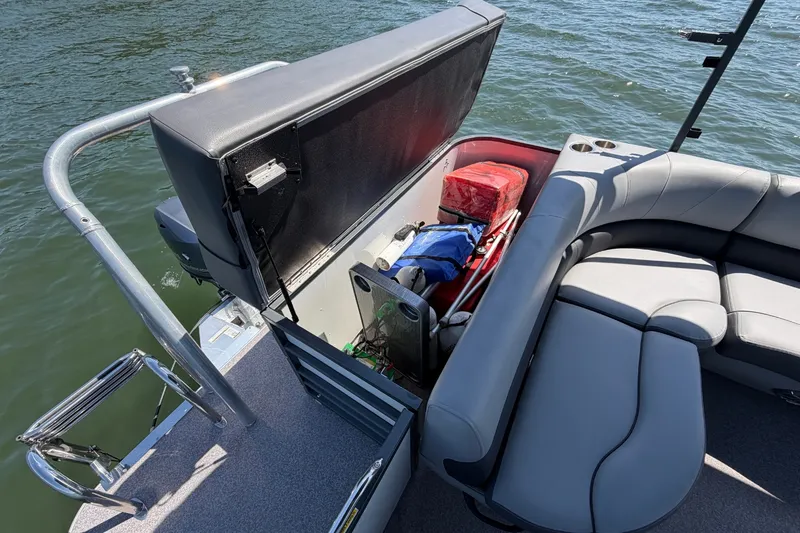 Slide: The Image of Veranda VR20L 2019 - 9