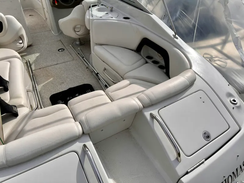 Slide: The Image of Crownline Boats 270 BR 2005 - 10