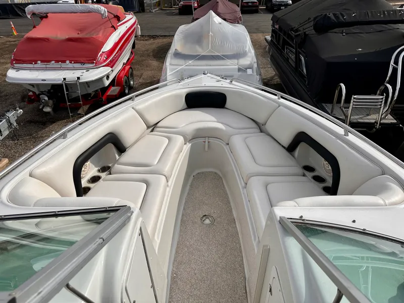 Slide: The Image of Crownline Boats 270 BR 2005 - 29