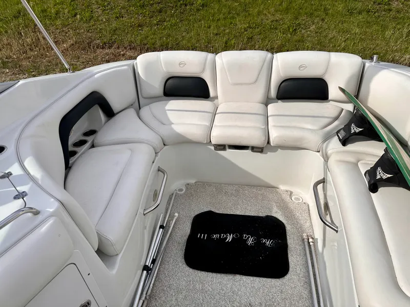 Slide: The Image of Crownline Boats 270 BR 2005 - 36