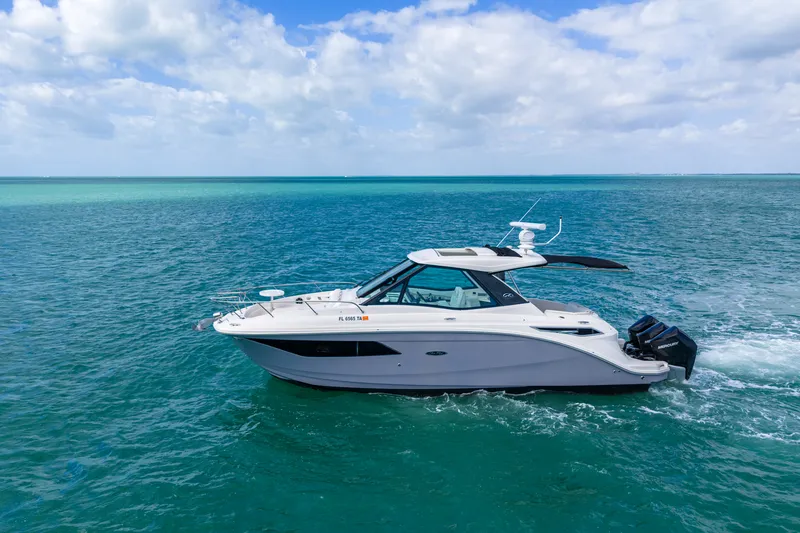 The Image of Sea Ray 320 DA OB 2022 - 0