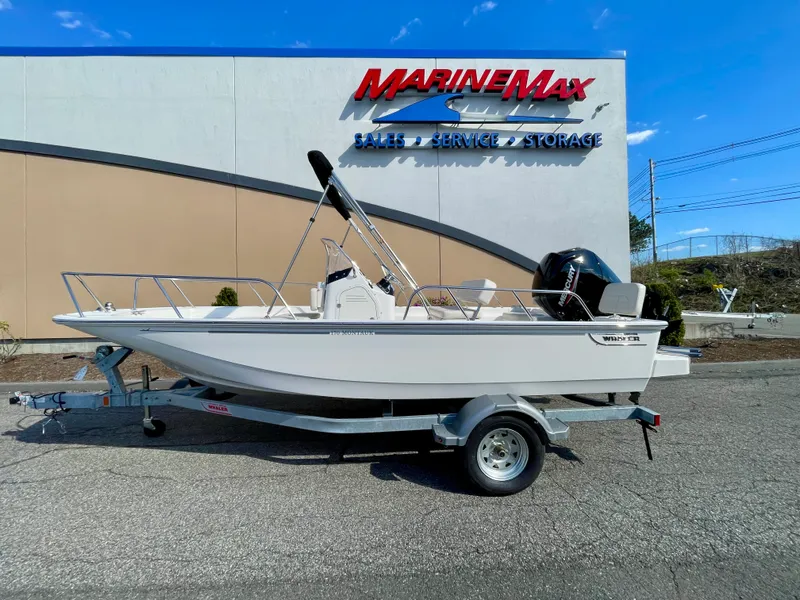 The Image of Boston Whaler 170 Montauk 2026 - 0