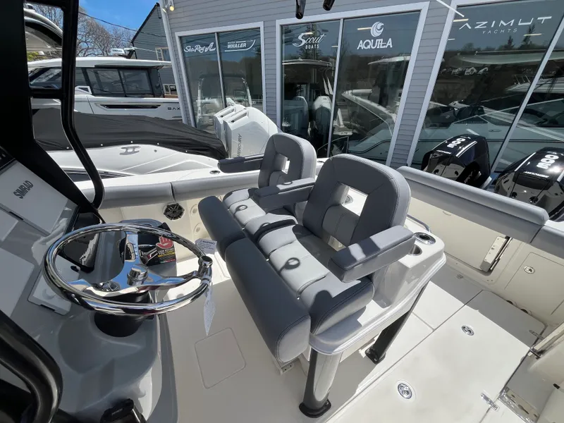 Slide: The Image of Boston Whaler 280 Outrage 2026 - 11