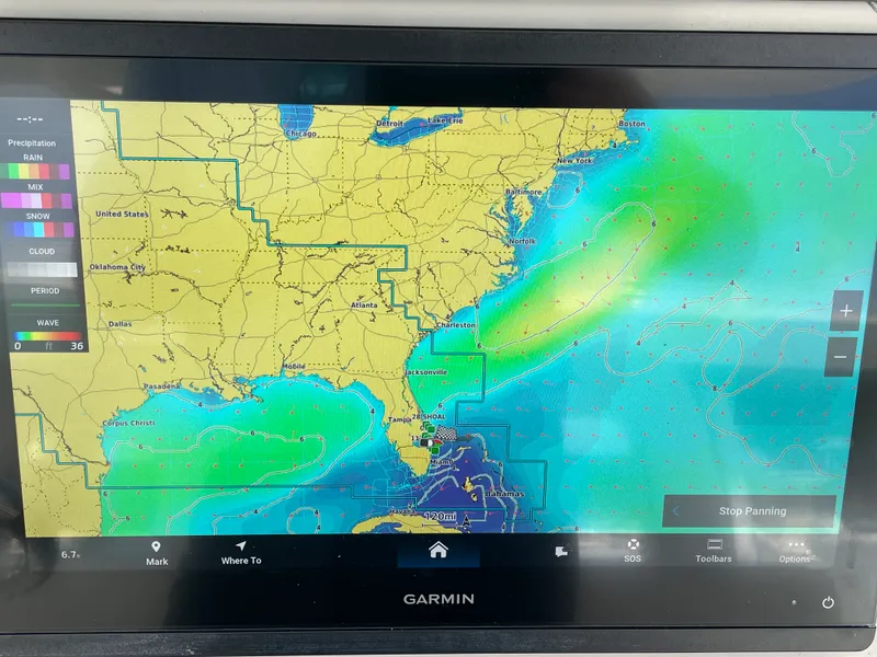 Slide: The Image of Boston Whaler 330 OUTRAGE 2017 - 10
