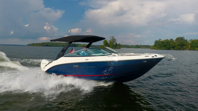 Slide: The Image of Sea Ray SLX 260 Outboard 2024 - 1