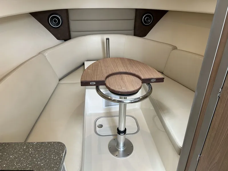Slide: The Image of Boston Whaler 285 CONQUEST 2019 - 27