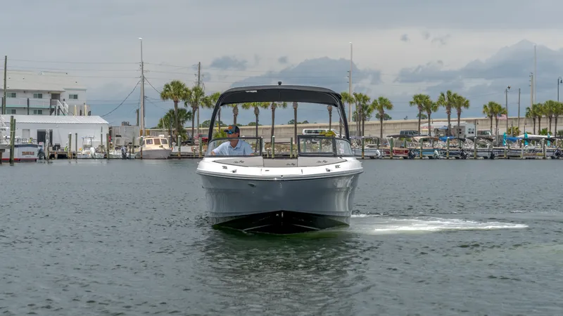 Slide: The Image of Sea Ray SPX 210 Outboard 2026 - 2