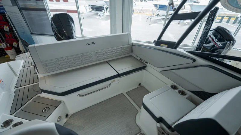 Slide: The Image of Sea Ray SPX 210 Outboard 2026 - 24