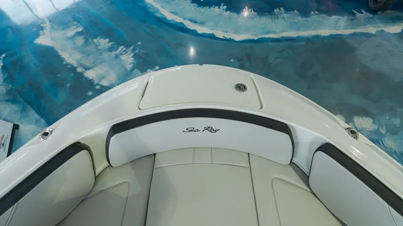Slide: The Image of Sea Ray SPX 210 Outboard 2026 - 8