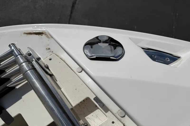 Slide: The Image of Sea Ray 260 SLX/OB 2023 - 19