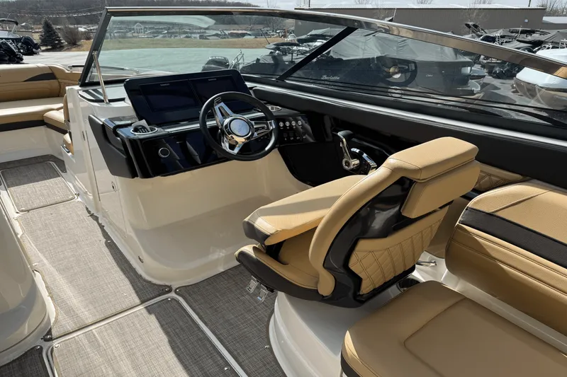 Slide: The Image of Sea Ray 260 SLX/OB 2023 - 47