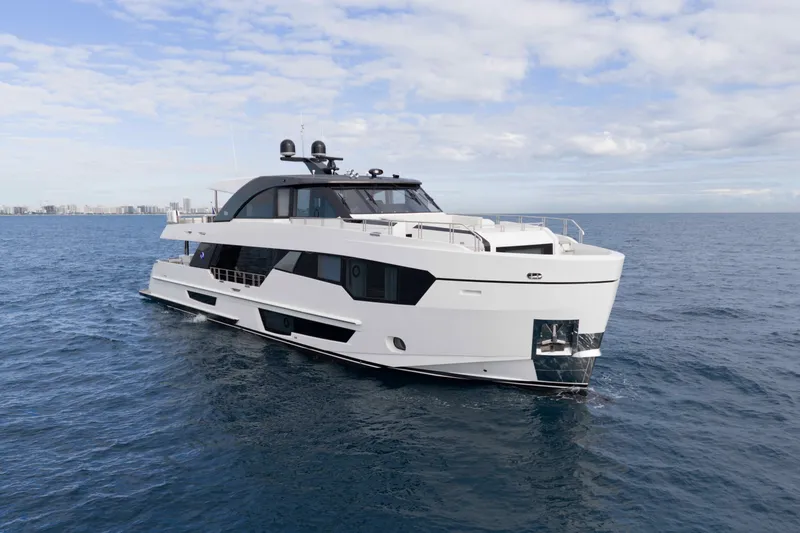 The Image of Ocean Alexander 30R 2027 - 0