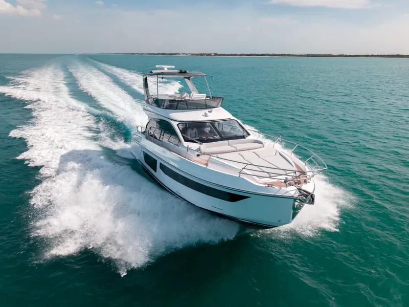 Slide: The Image of Azimut 53 FLY 2024 - 55