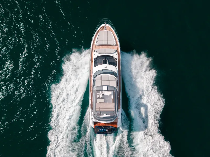 Slide: The Image of Azimut 53 FLY 2024 - 58