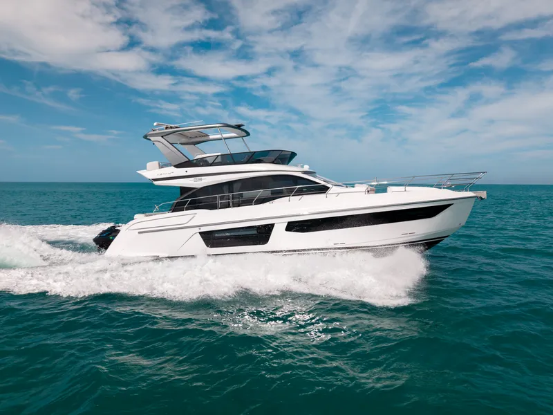 Slide: The Image of Azimut 53 FLY 2024 - 60