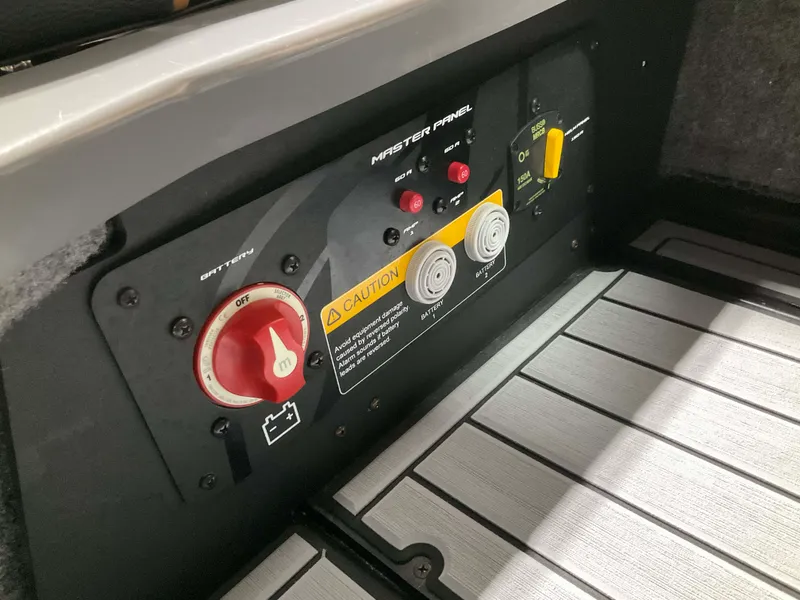 Slide: The Image of Nautique GS22 2019 - 18
