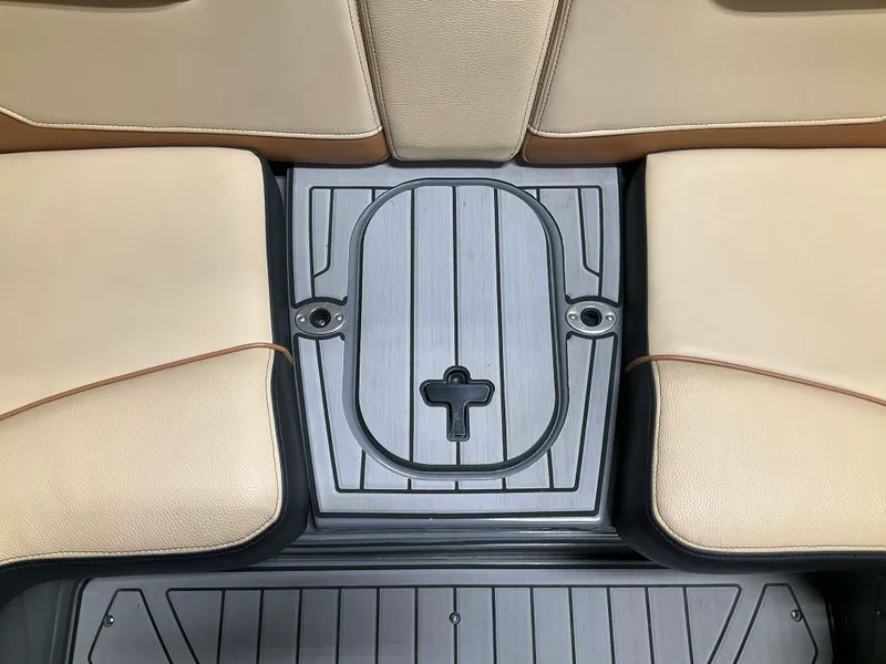 Slide: The Image of Nautique GS22 2019 - 26