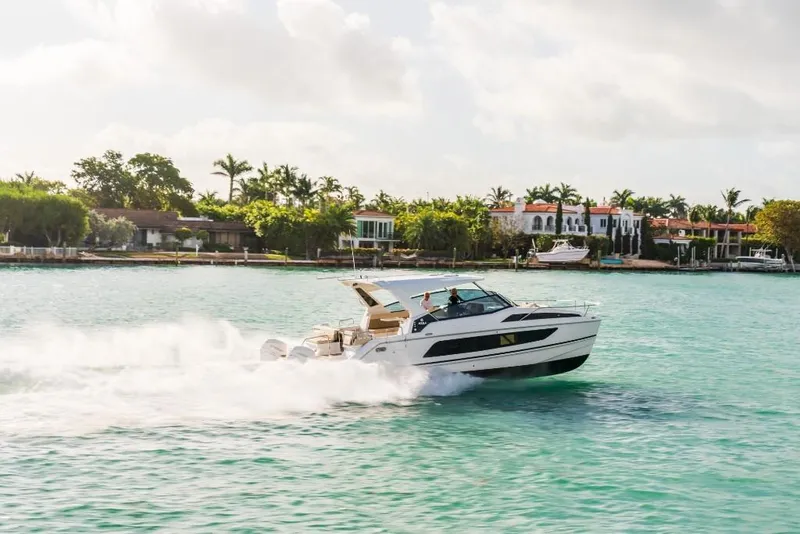 Slide: The Image of Aquila 36 Sport 2023 - 8