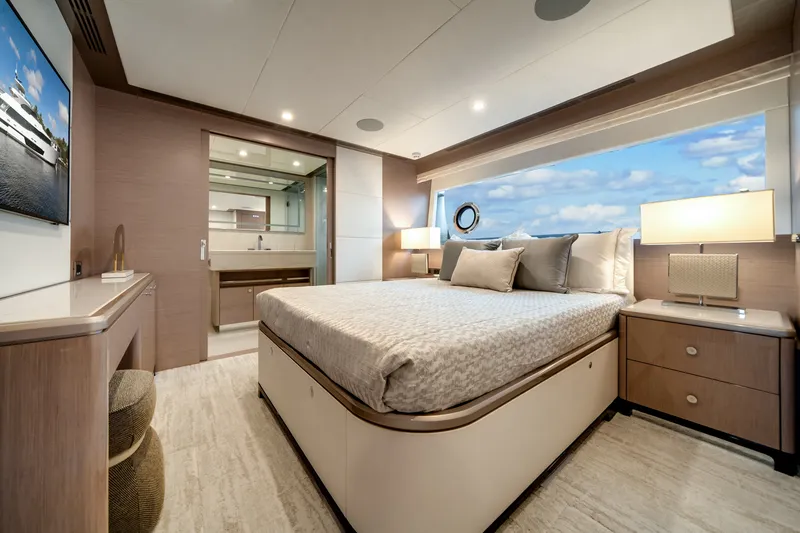 Slide: The Image of Ocean Alexander 37L 2026 - 20
