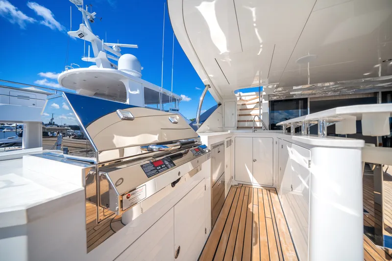 Slide: The Image of Ocean Alexander 37L 2026 - 13