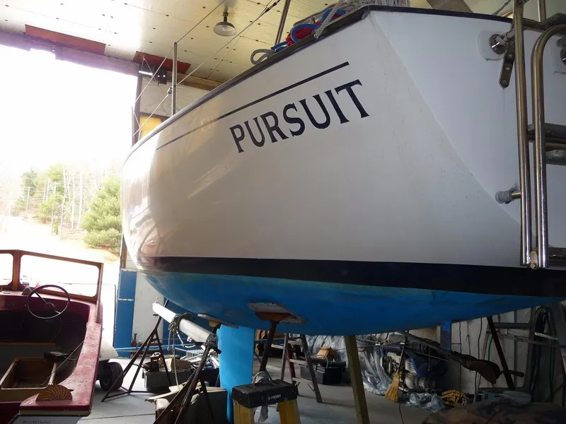 Slide: The Image of Sailboat Pursuit in a workshop, S2 9.1 model, 1985. - 24