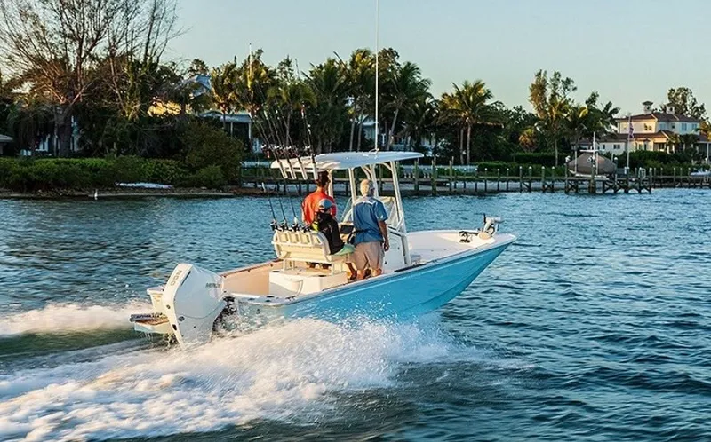 Slide: The Image of Boston Whaler 210 MONTAUK 2022 - 3