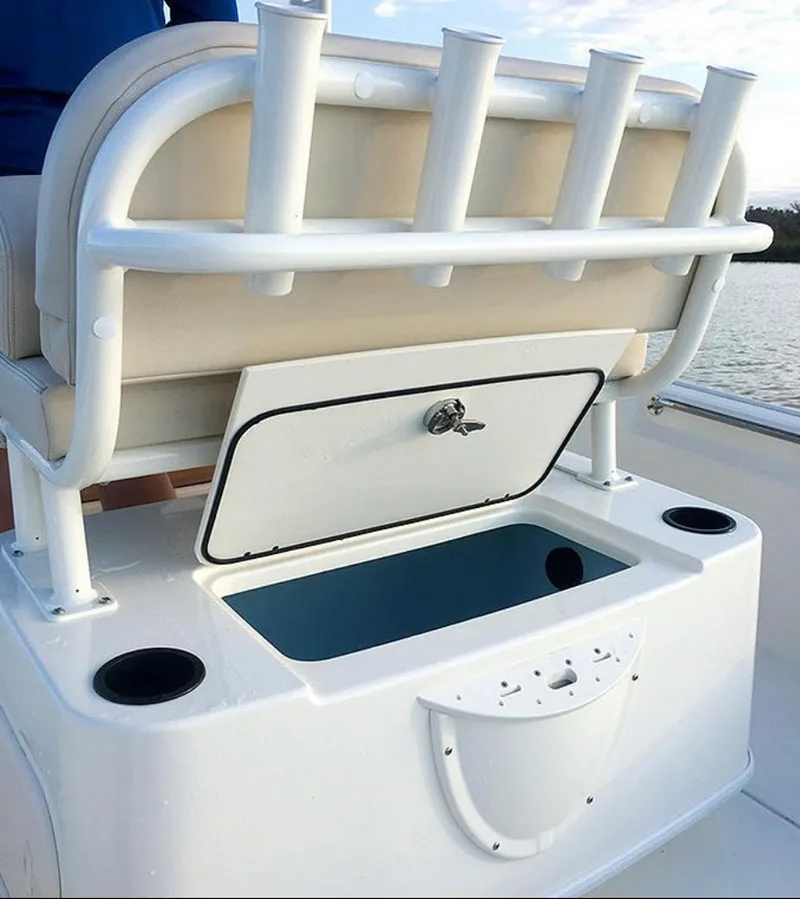 Slide: The Image of Boston Whaler 210 MONTAUK 2022 - 2