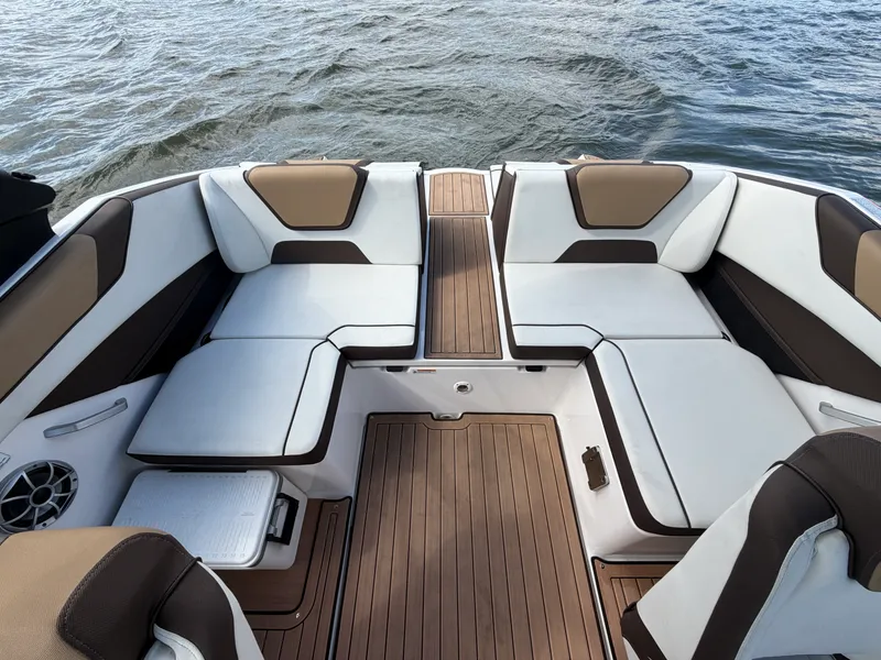 Slide: The Image of Yamaha 222SD 2023 - 7