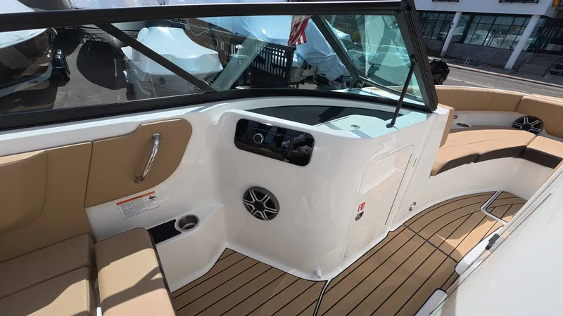 Slide: The Image of Sea Ray SDX 250 Outboard 2026 - 27