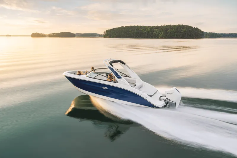 Slide: The Image of Sea Ray SDX 250 Outboard 2026 - 57