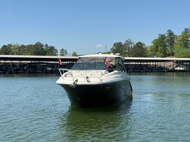 Slide: The Image of Sea Ray 320 SUNDANCER 2021 - 4