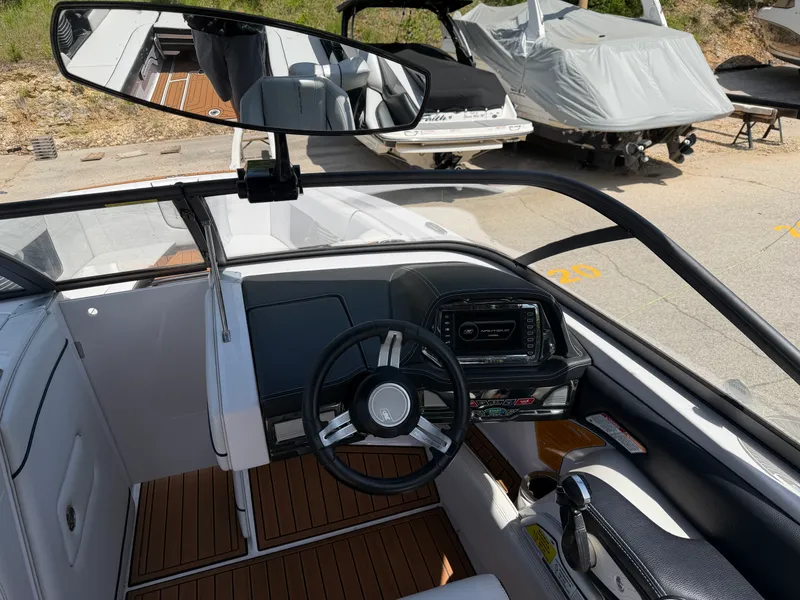 Slide: The Image of Nautique Super Air Nautique G25 2015 - 16