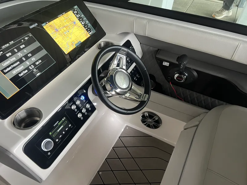 Slide: The Image of Sea Ray 280 SLX 2022 - 15
