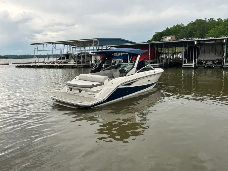 Slide: The Image of Sea Ray 280 SLX 2022 - 4