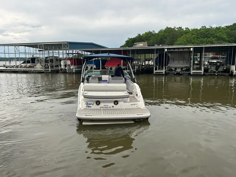 Slide: The Image of Sea Ray 280 SLX 2022 - 5