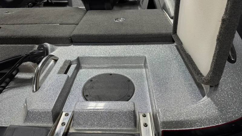 Slide: The Image of Ranger 1880 LS 2016 - 12