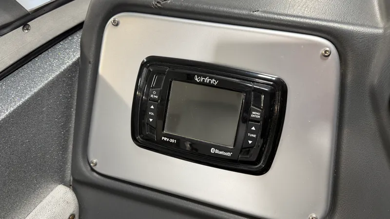 Slide: The Image of Ranger 1880 LS 2016 - 50