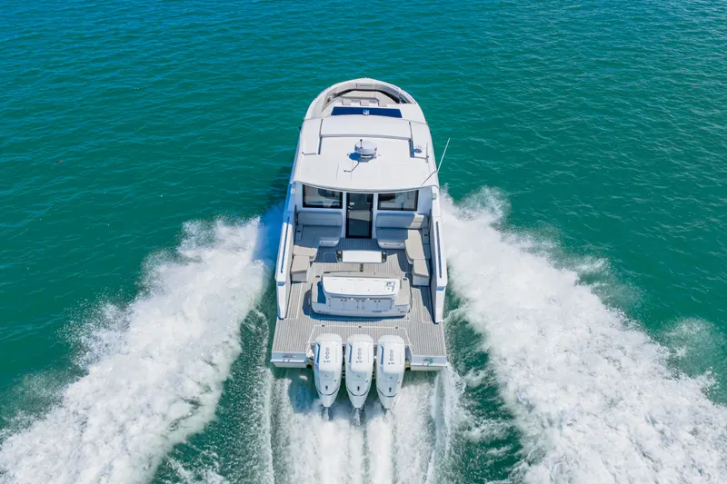 Slide: The Image of Cruisers 50GLS OB 2026 - 49