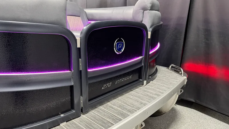 Slide: The Image of Premier 270INTRIGUE 2022 - 12