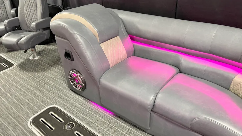 Slide: The Image of Premier 270INTRIGUE 2022 - 18
