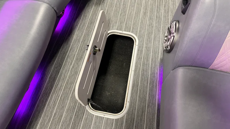 Slide: The Image of Premier 270INTRIGUE 2022 - 24