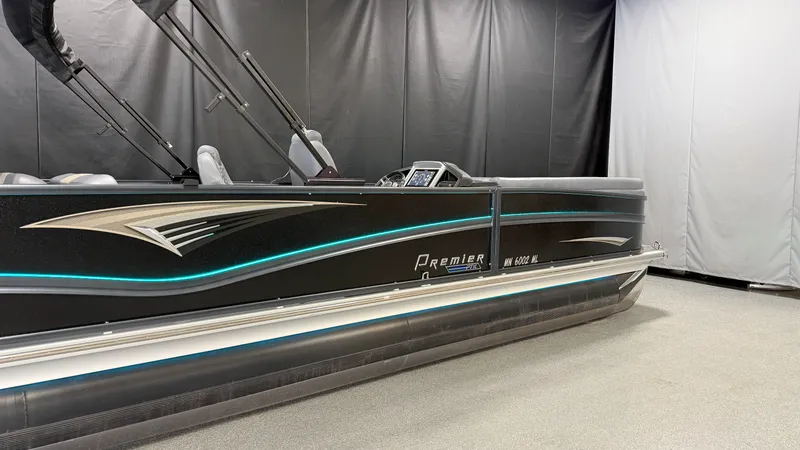 Slide: The Image of Premier 270INTRIGUE 2022 - 3