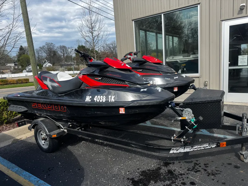 Slide: The Image of Sea-Doo RXT 260 2011 - 2