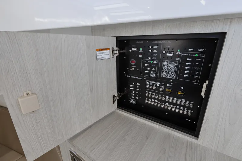 Slide: The Image of Cruisers 38 VTR EC 2026 - 25