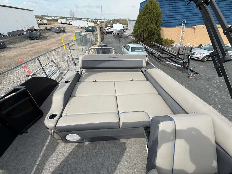 Slide: The Image of Barletta 25 U TT 2022 - 23